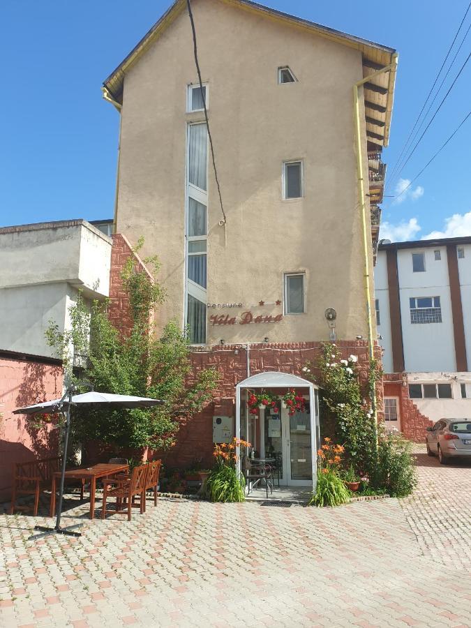 维拉达纳酒店 克卢日-纳波卡 外观 照片